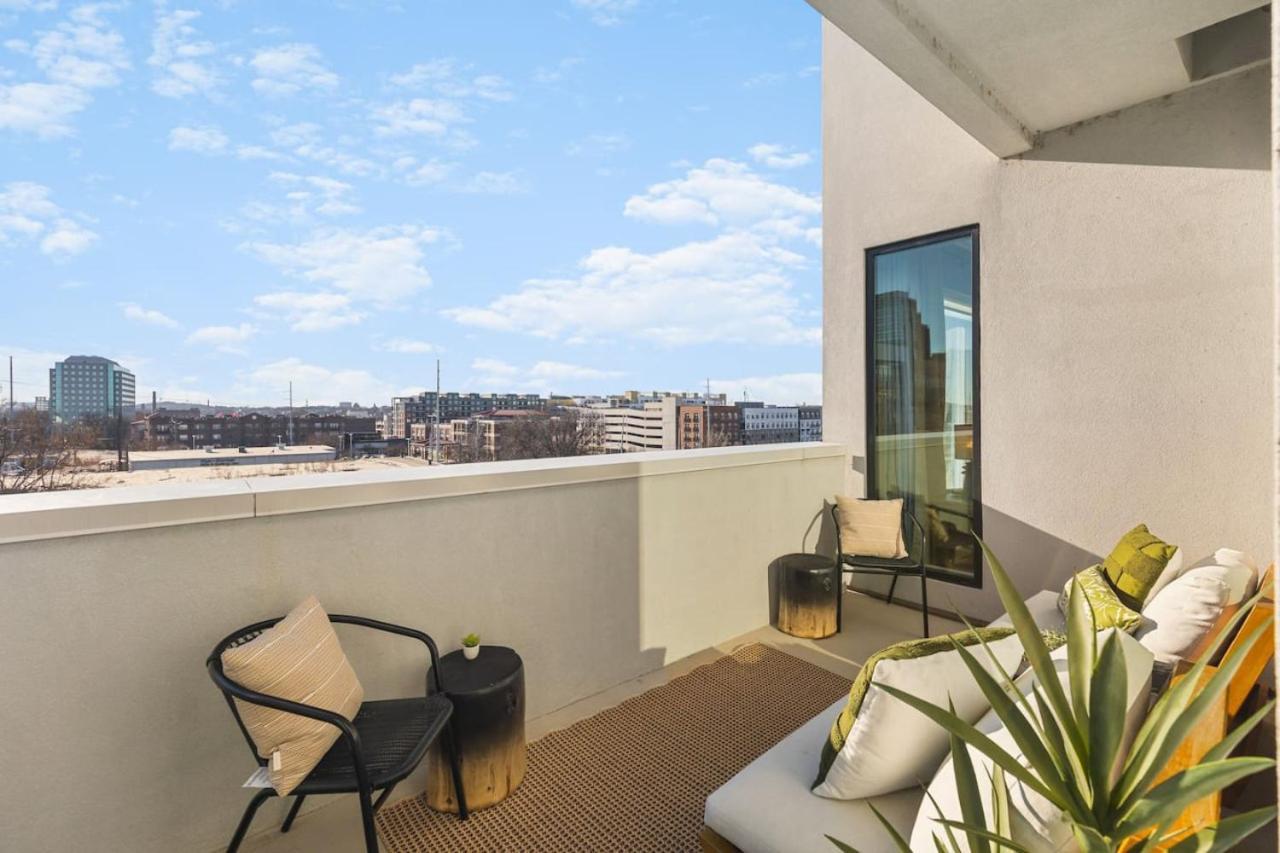 Penthouse With Patio Walk To Downtown 3 Bedrooms 5 Beds Nashville Exteriör bild